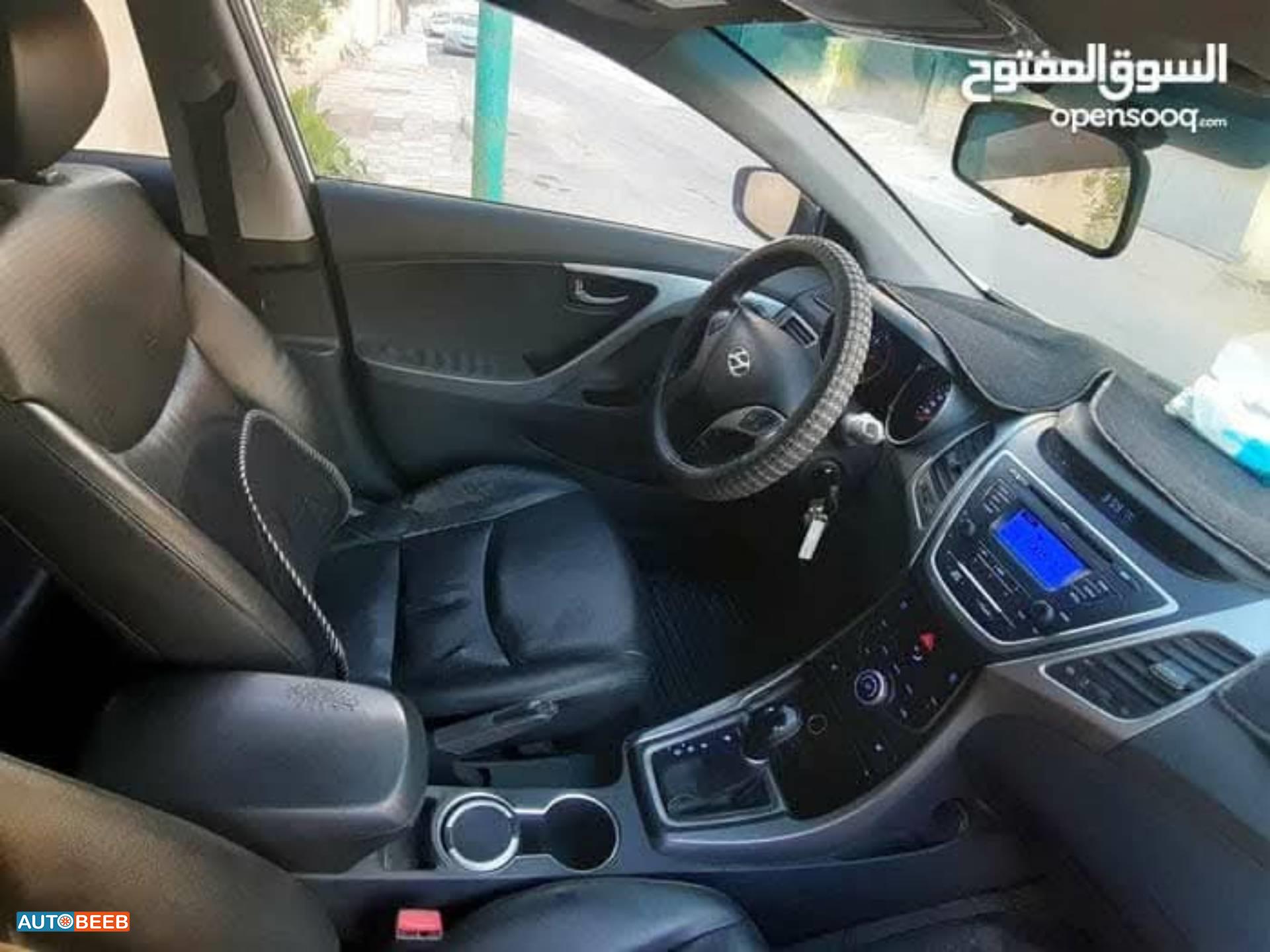 هيونداي افانتي 2014