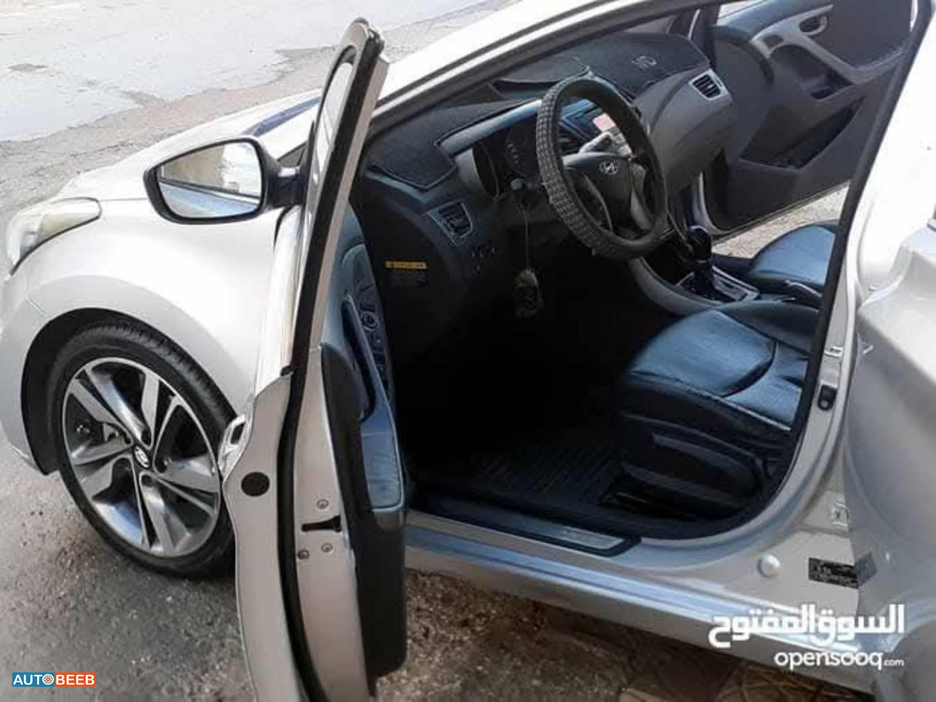 هيونداي افانتي 2014