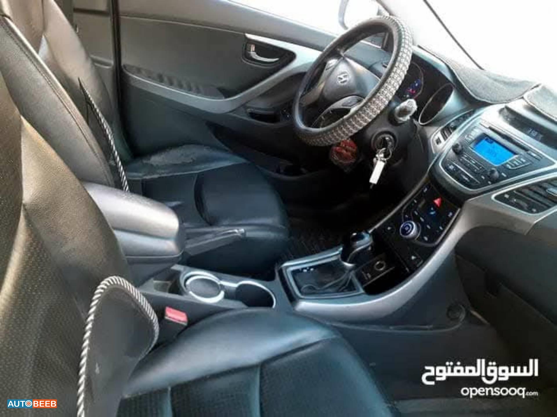 هيونداي افانتي 2014