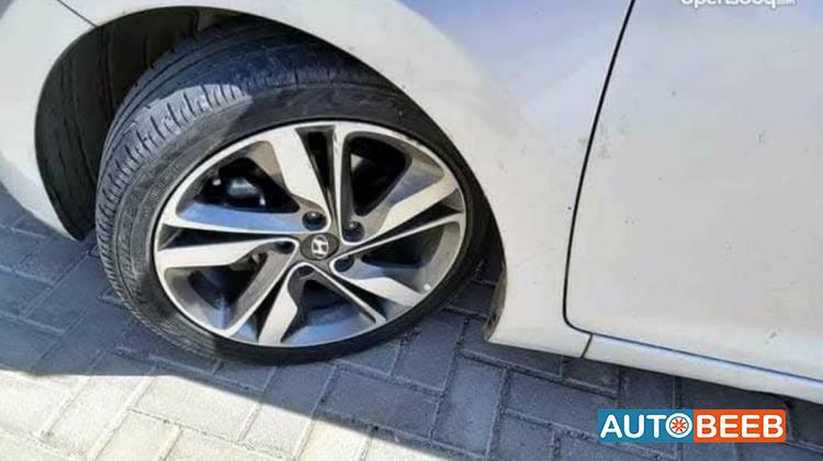 هيونداي افانتي 2014