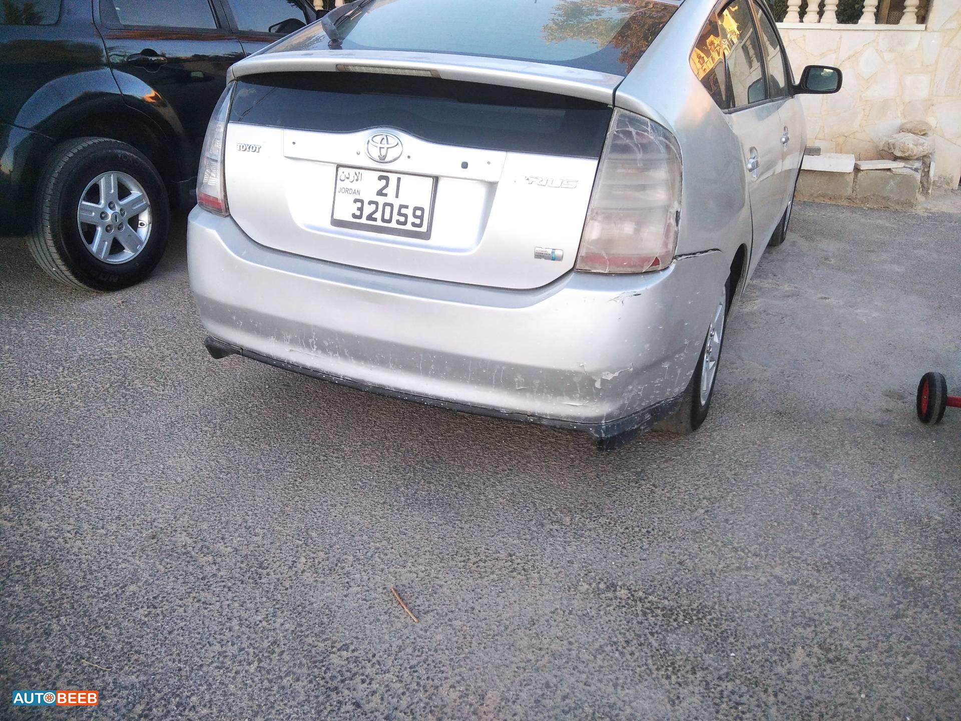 تويوتا بريوس 2005