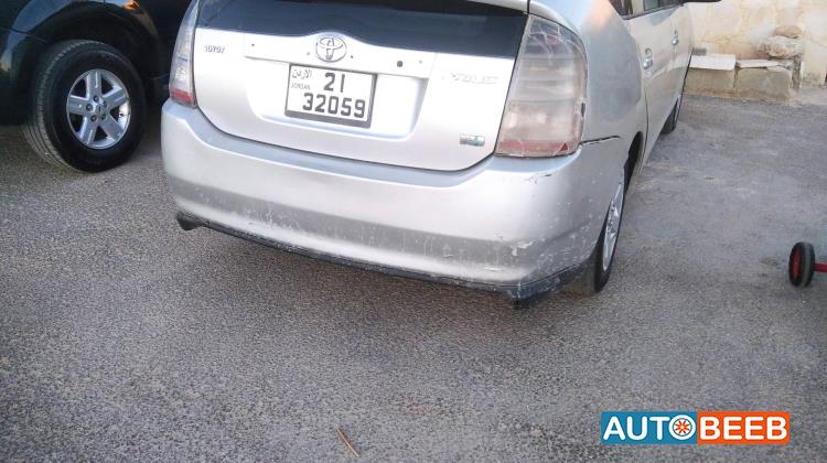 تويوتا بريوس 2005