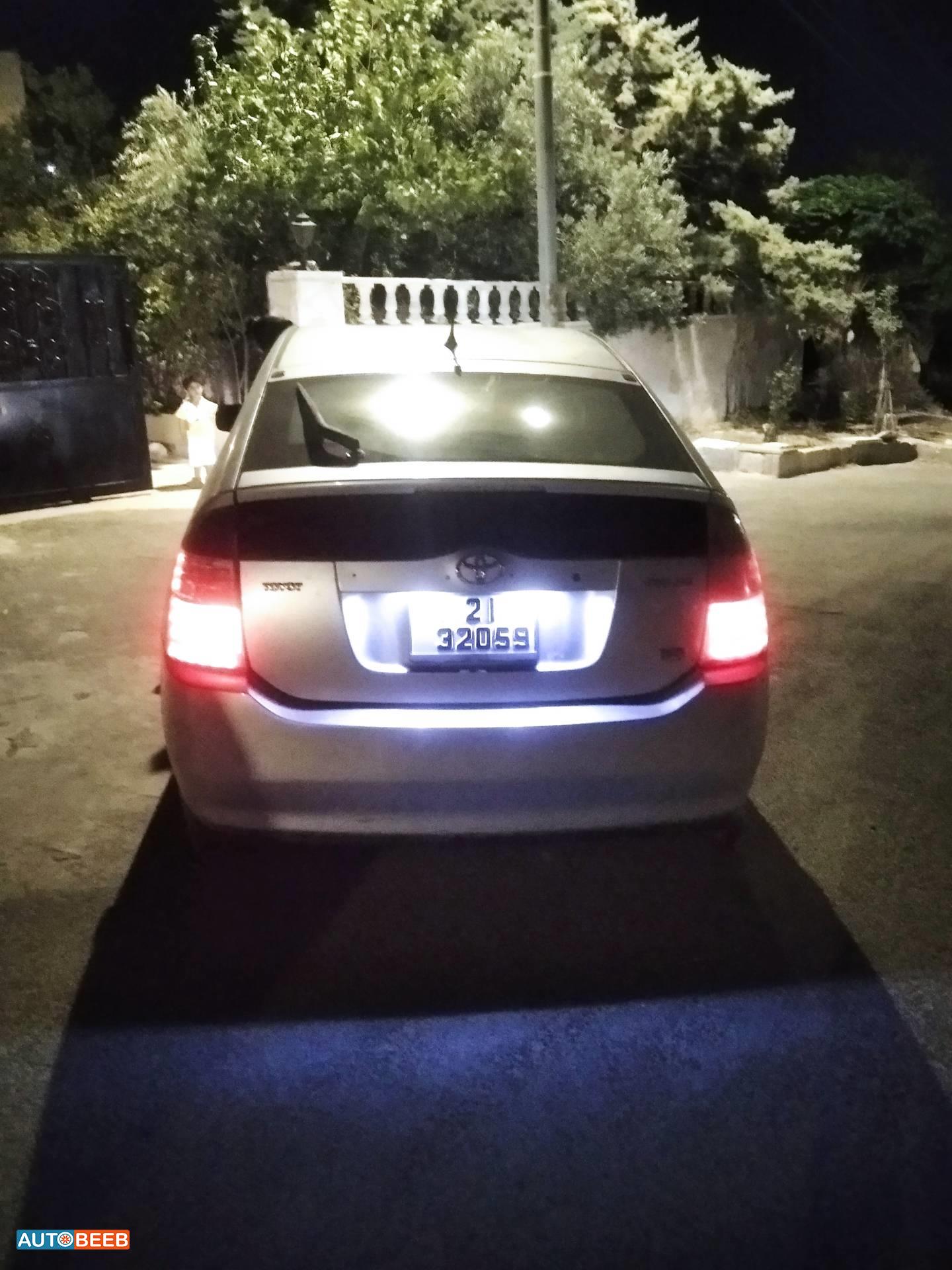 تويوتا بريوس 2005