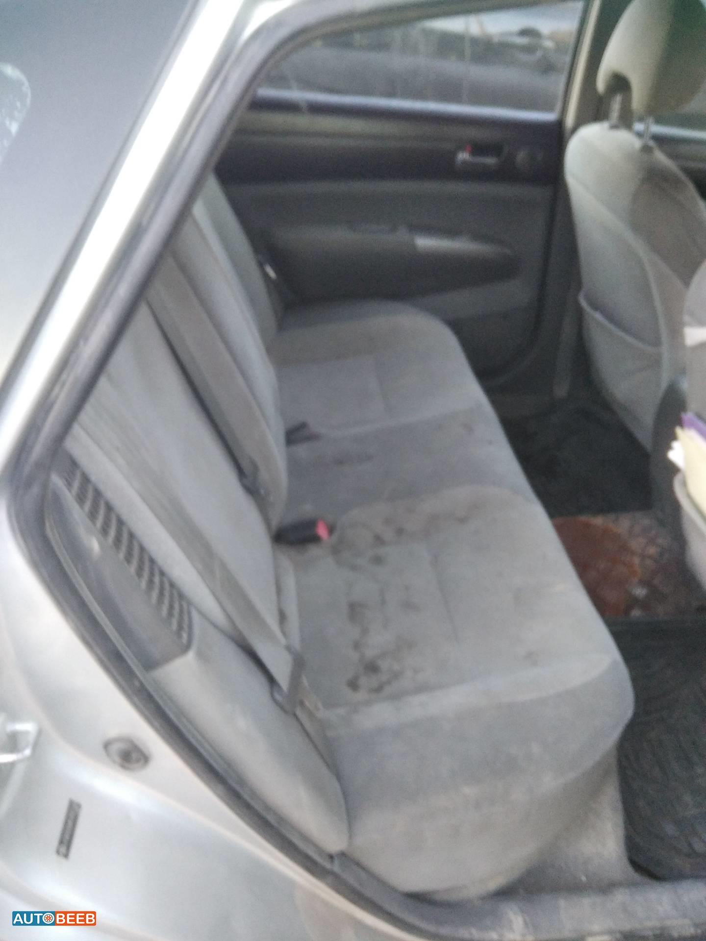 تويوتا بريوس 2005