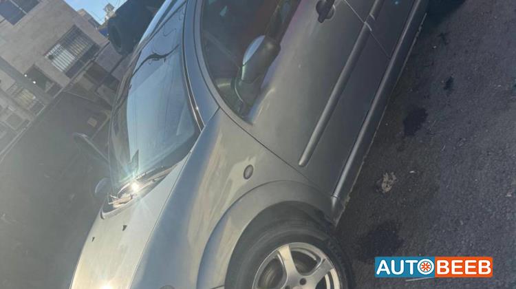 سيتروين سي 3 2004