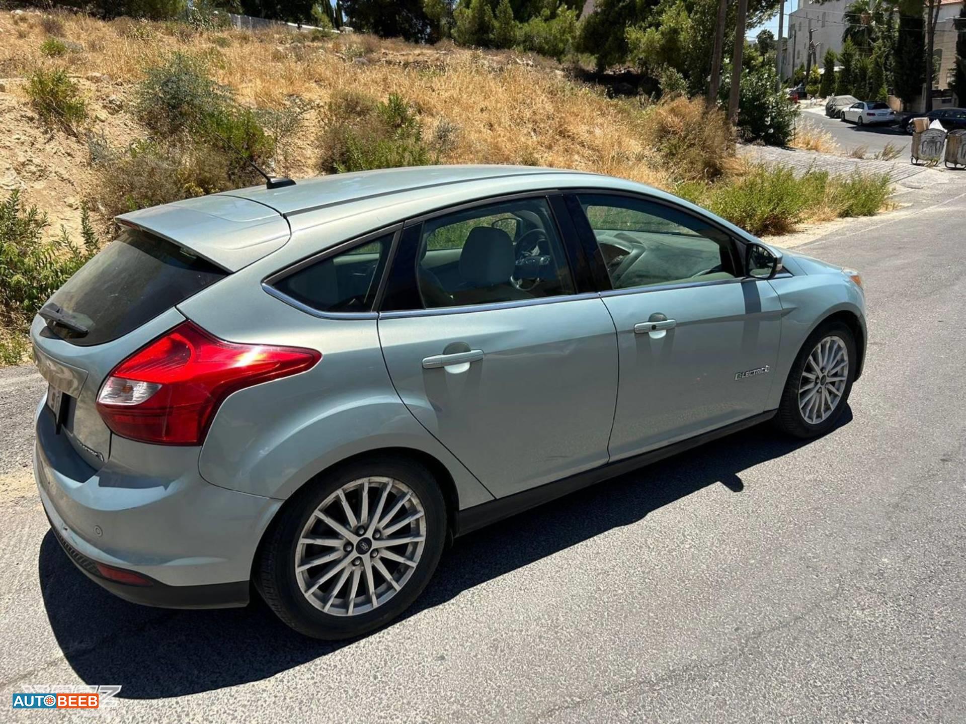 فورد فوكس 2013