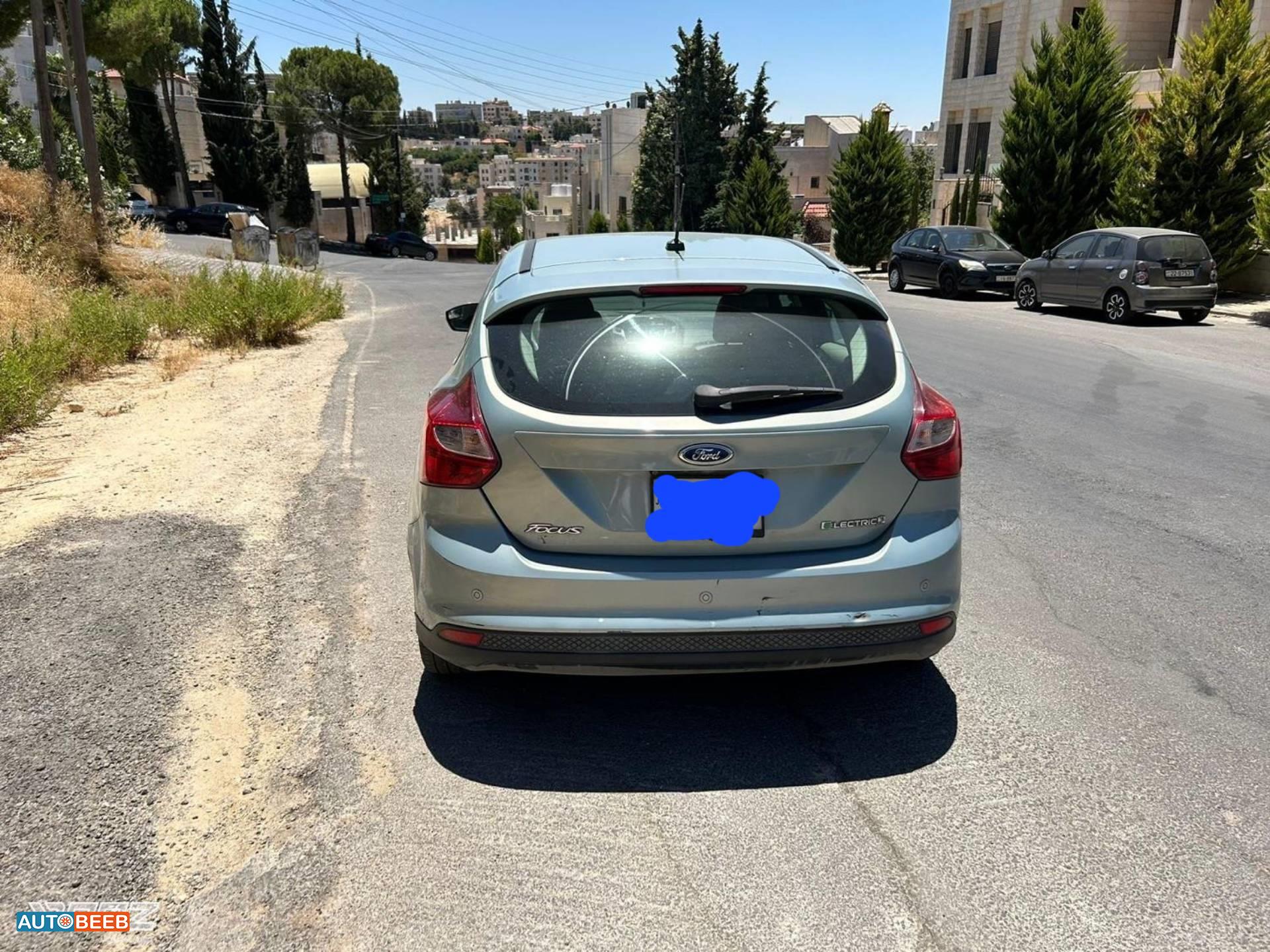 فورد فوكس 2013