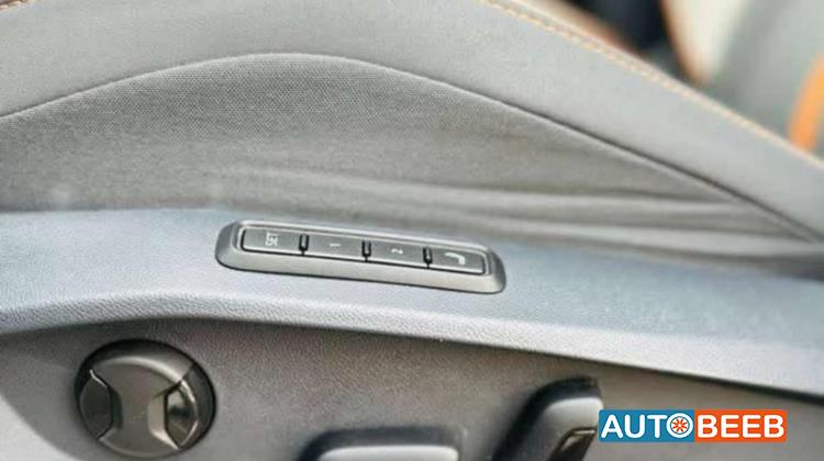 Volkswagen ID.6 2022