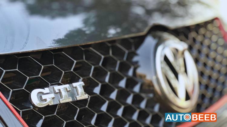 فولكس فاجن جولف GTI 2005