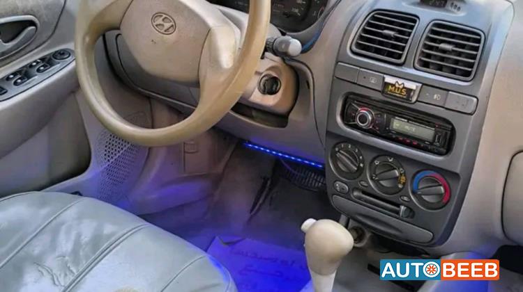 هيونداي فيرنا 1999