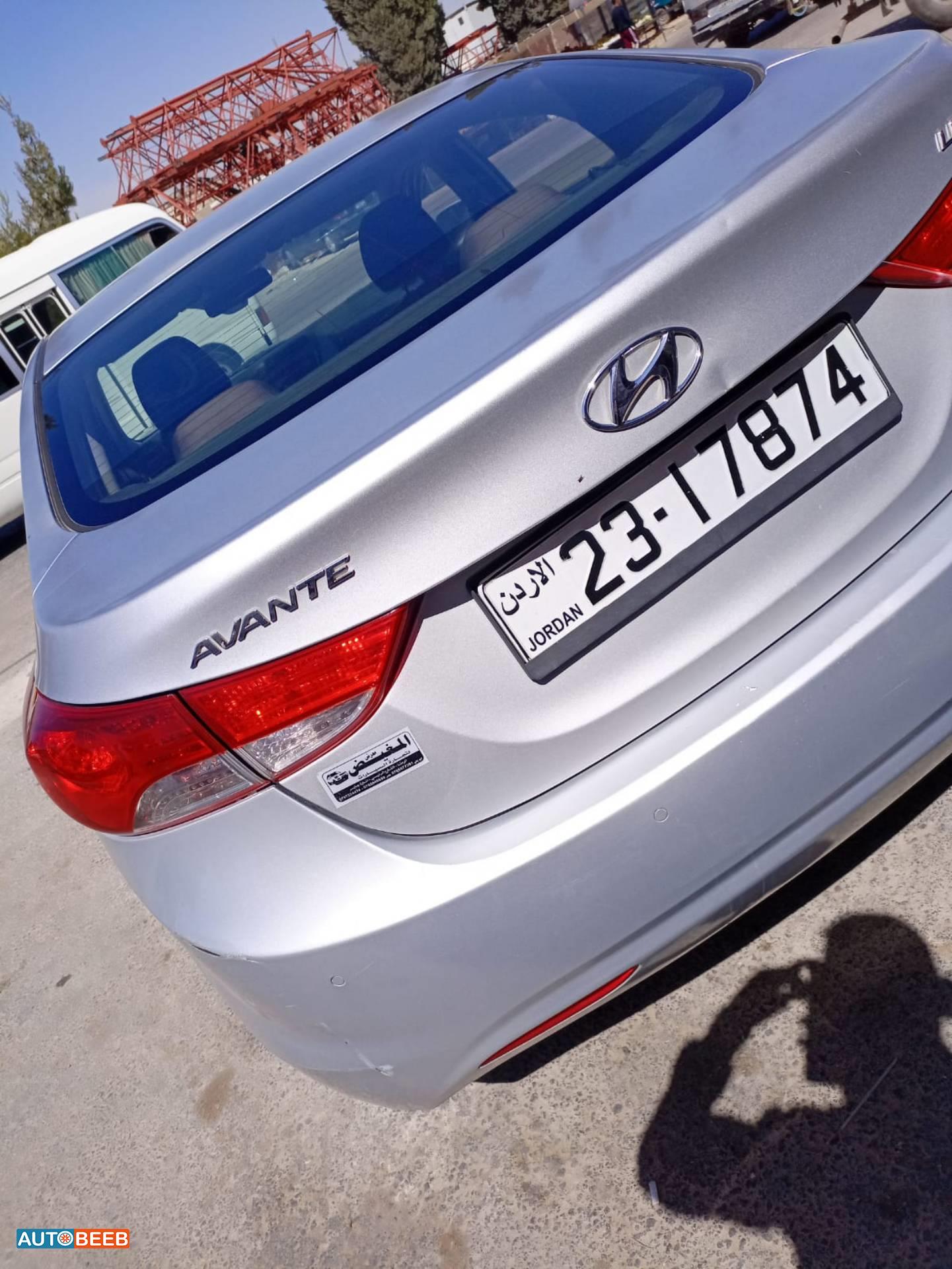 هيونداي افانتي 2013