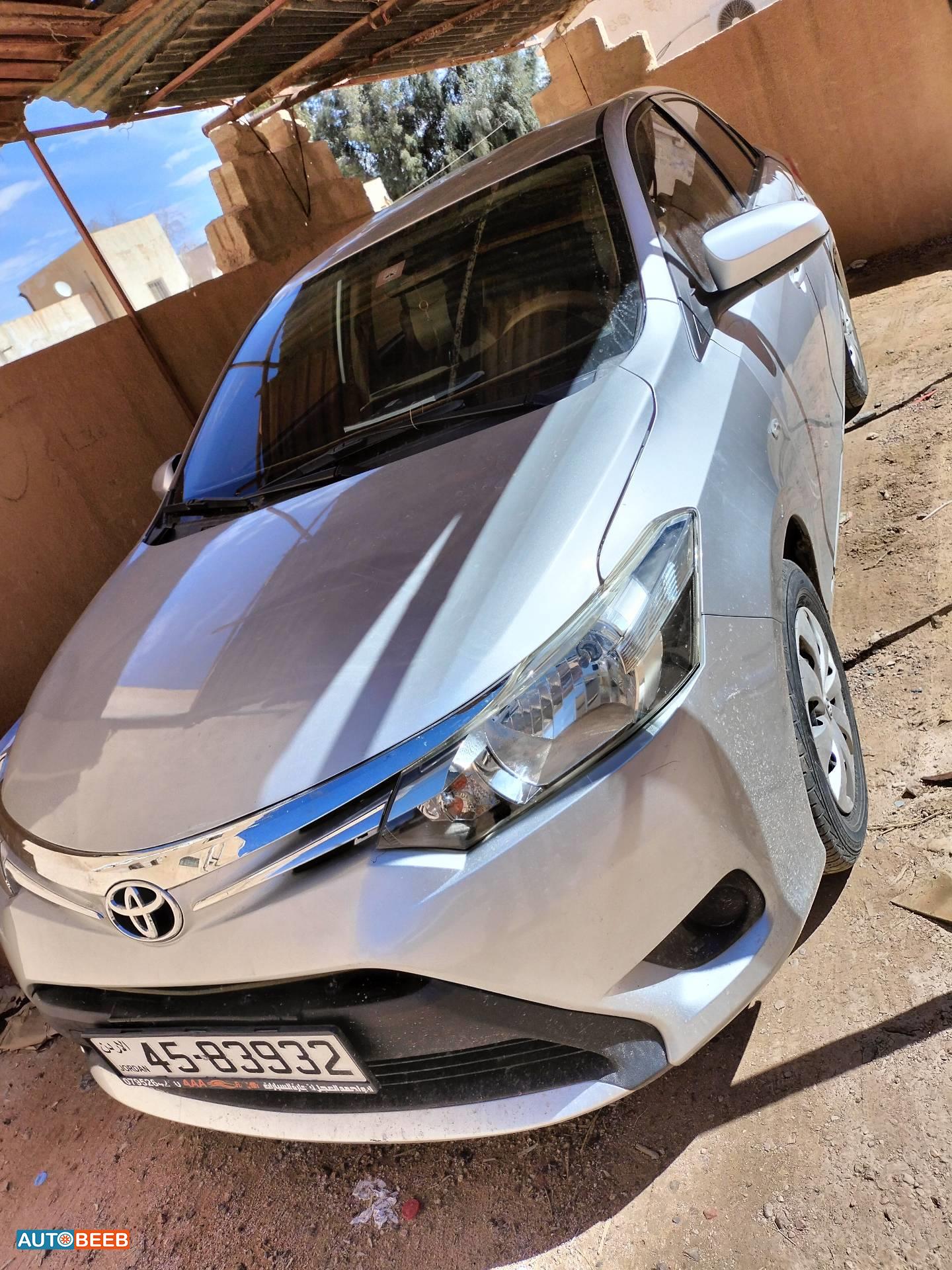 Toyota Yaris 2016