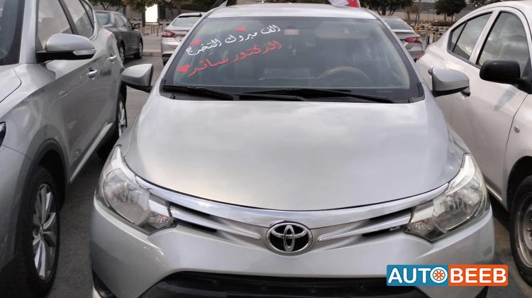 Toyota Yaris 2016