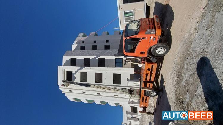 Tow Truck Isuzu 2013