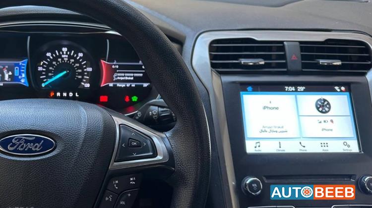 Ford Fusion 2017