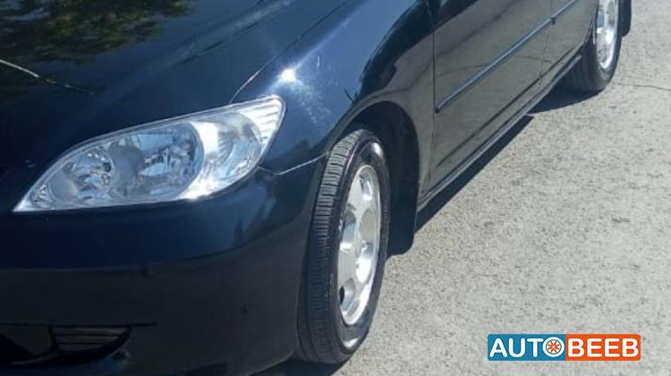 هوندا سيفيك 2004