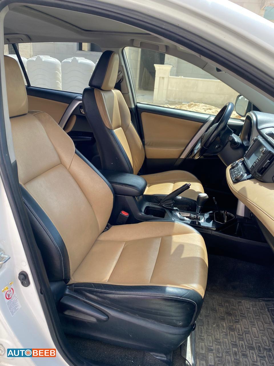 تويوتا راف فور 2016