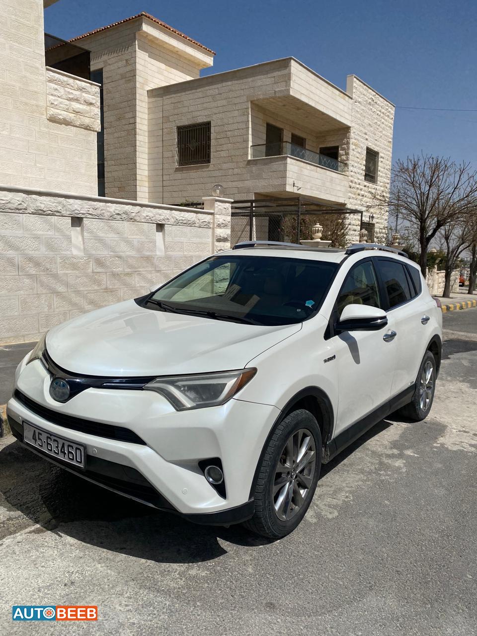 تويوتا راف فور 2016