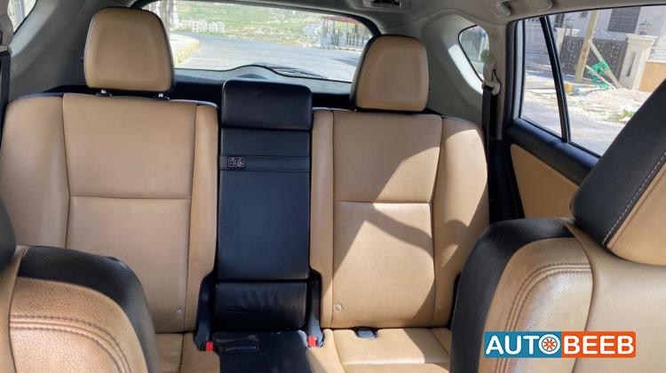 تويوتا راف فور 2016