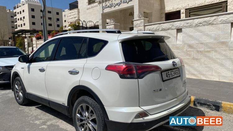 تويوتا راف فور 2016