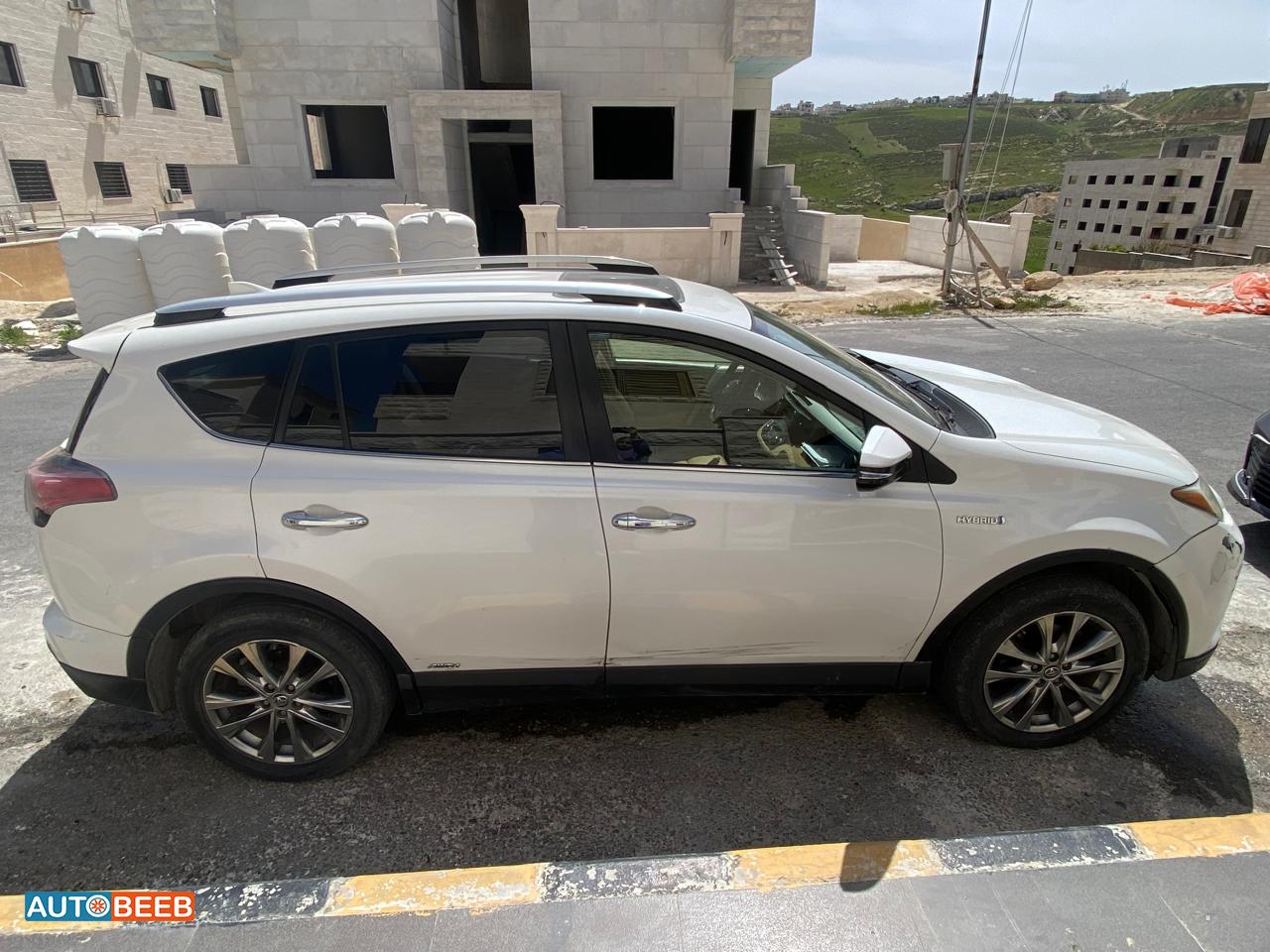 تويوتا راف فور 2016