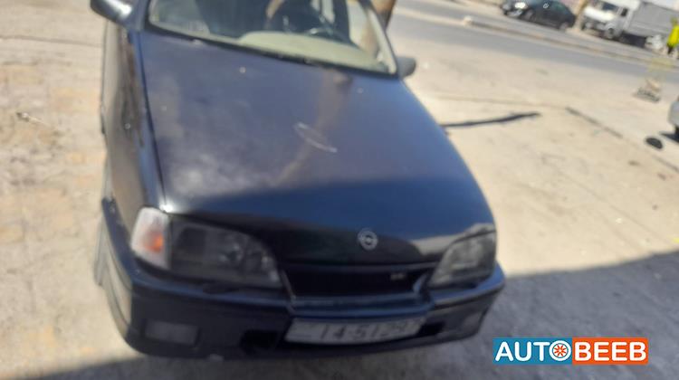 اوبل اوميجا 1990