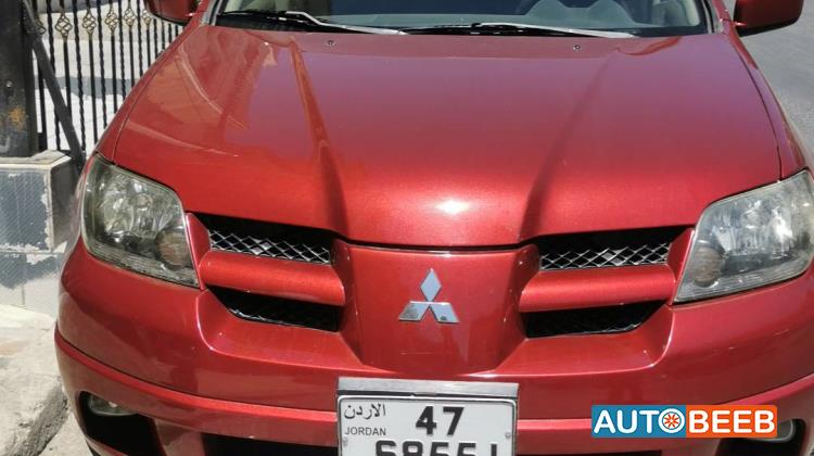 ميتسوبيشي اوتلاندر 2004