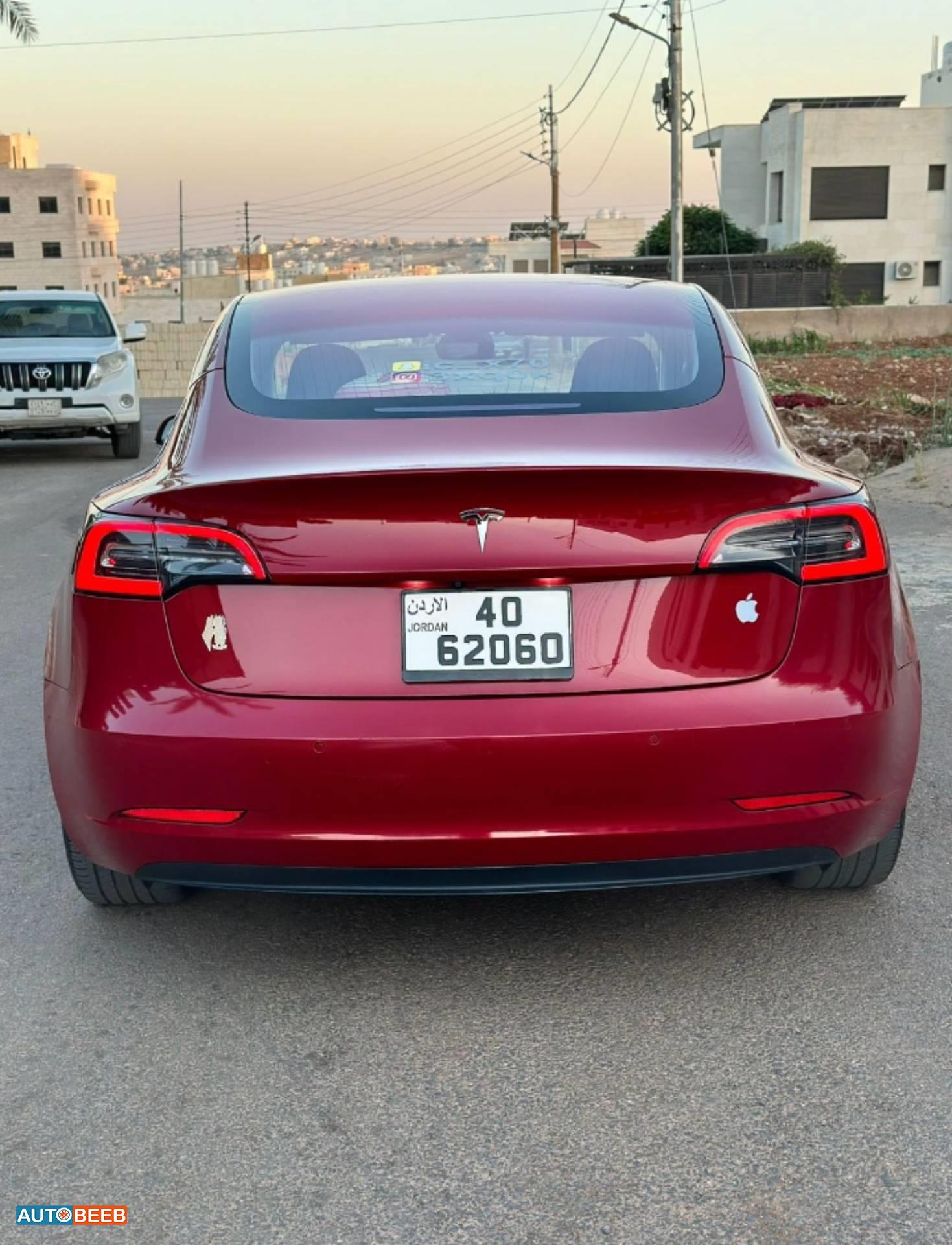 Tesla 3 2018