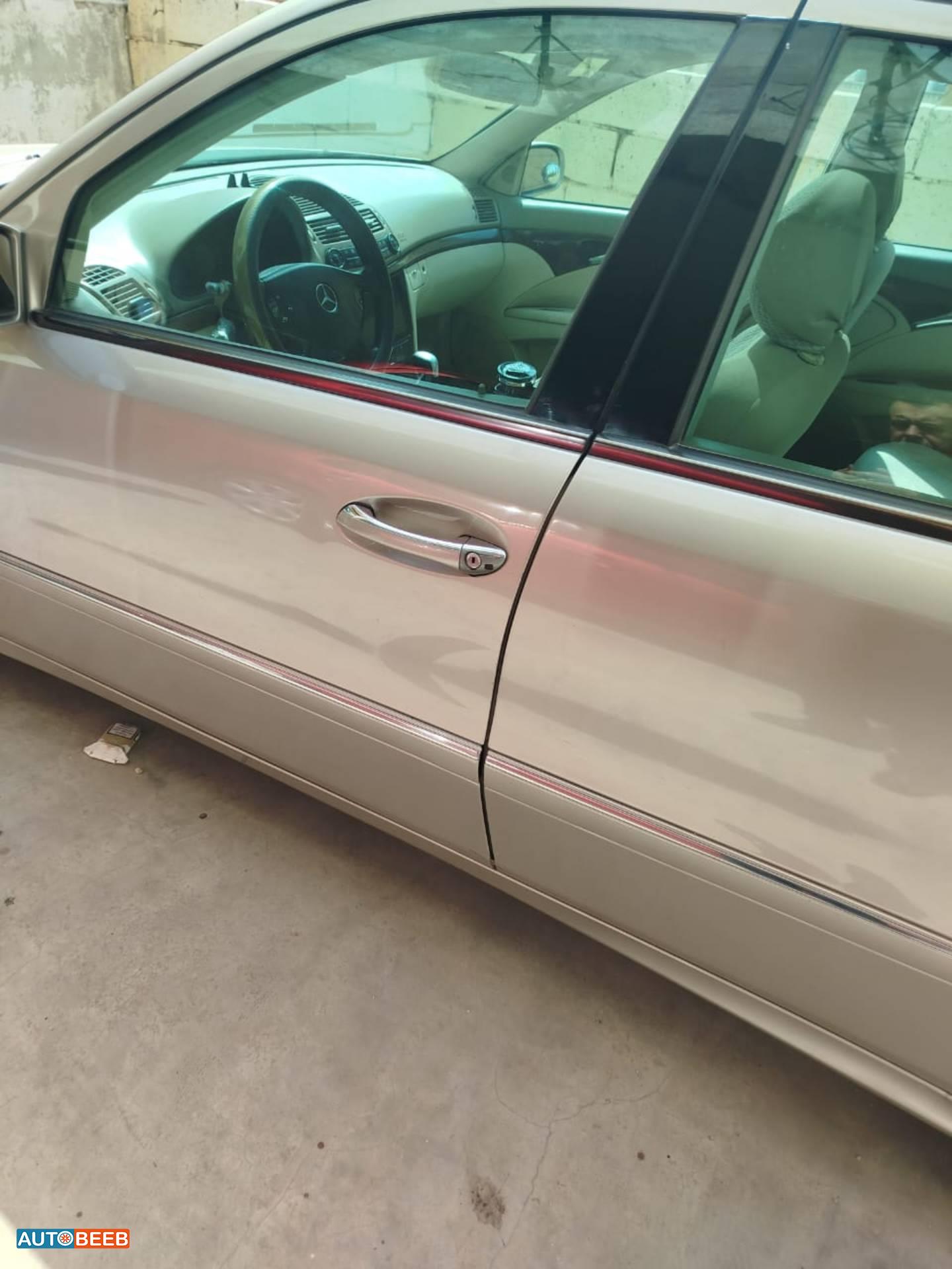 Mercedes Benz E200 2003