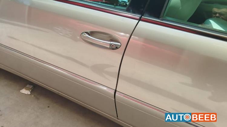 Mercedes Benz E200 2003