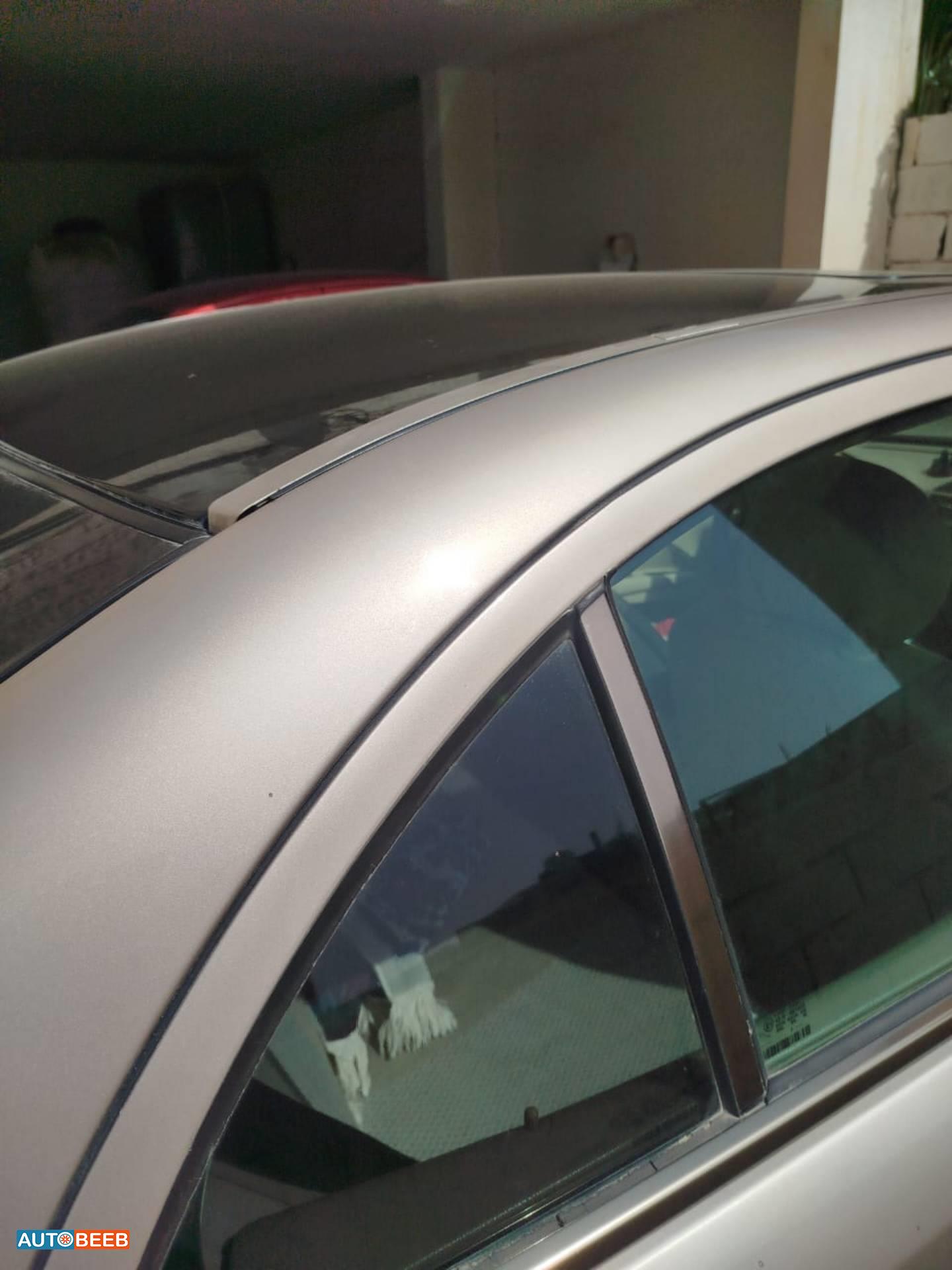 Mercedes Benz E200 2003