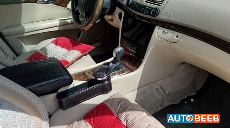 Mercedes Benz E200 2003