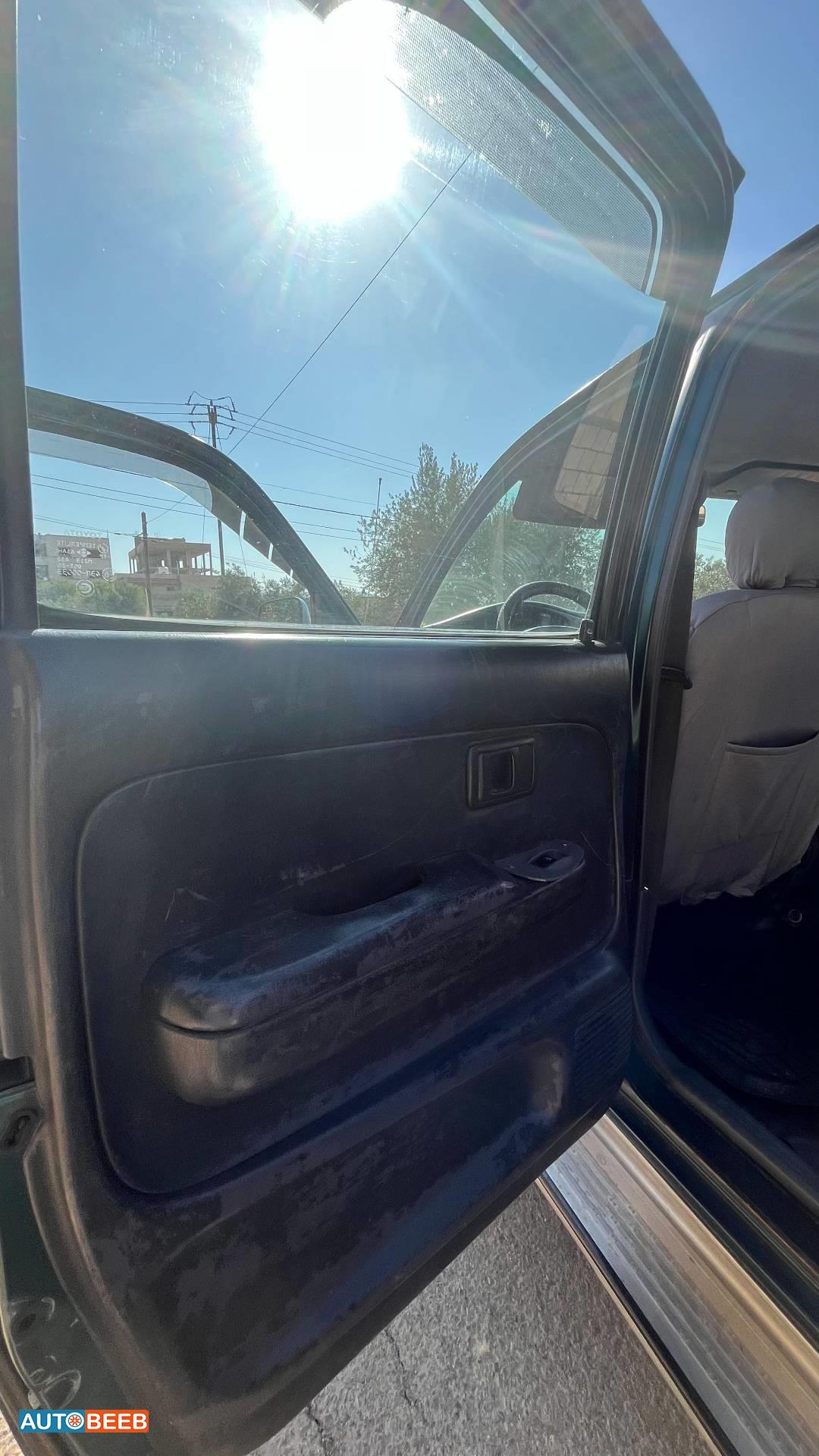 تويوتا هيلوكس 1998