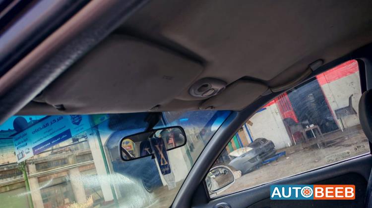 هيونداي افانتي 1999