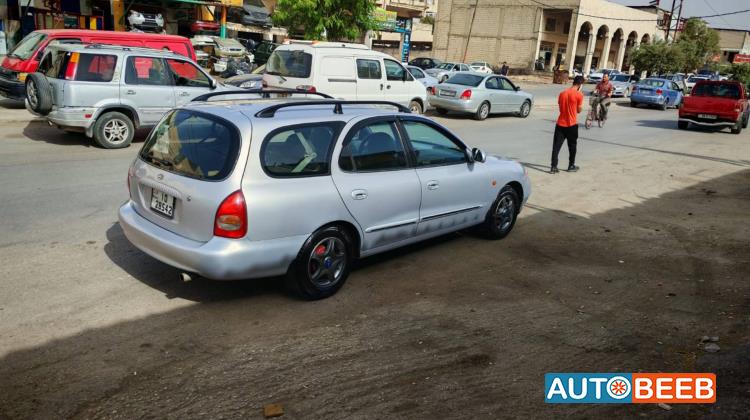 هيونداي افانتي 1999