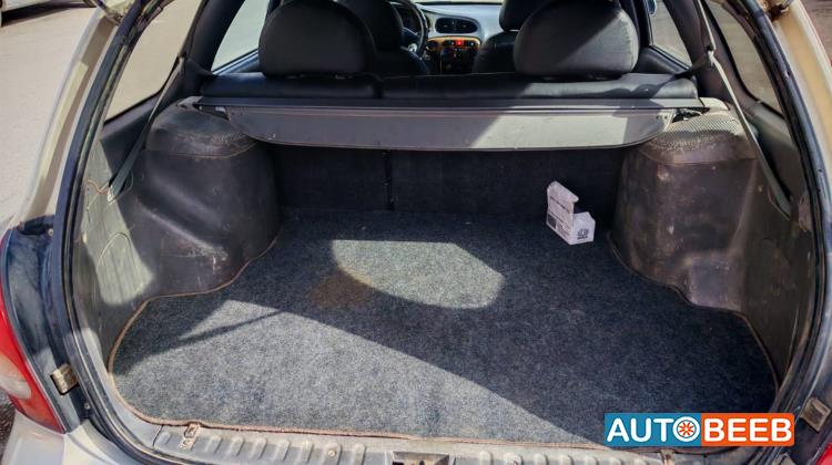 هيونداي افانتي 1999