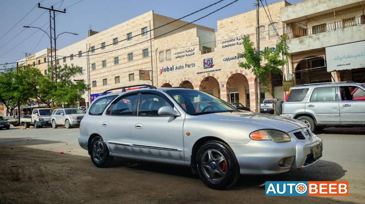 هيونداي افانتي 1999