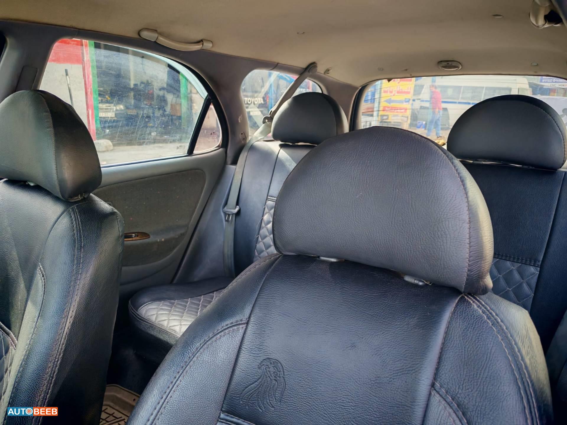 هيونداي افانتي 1999