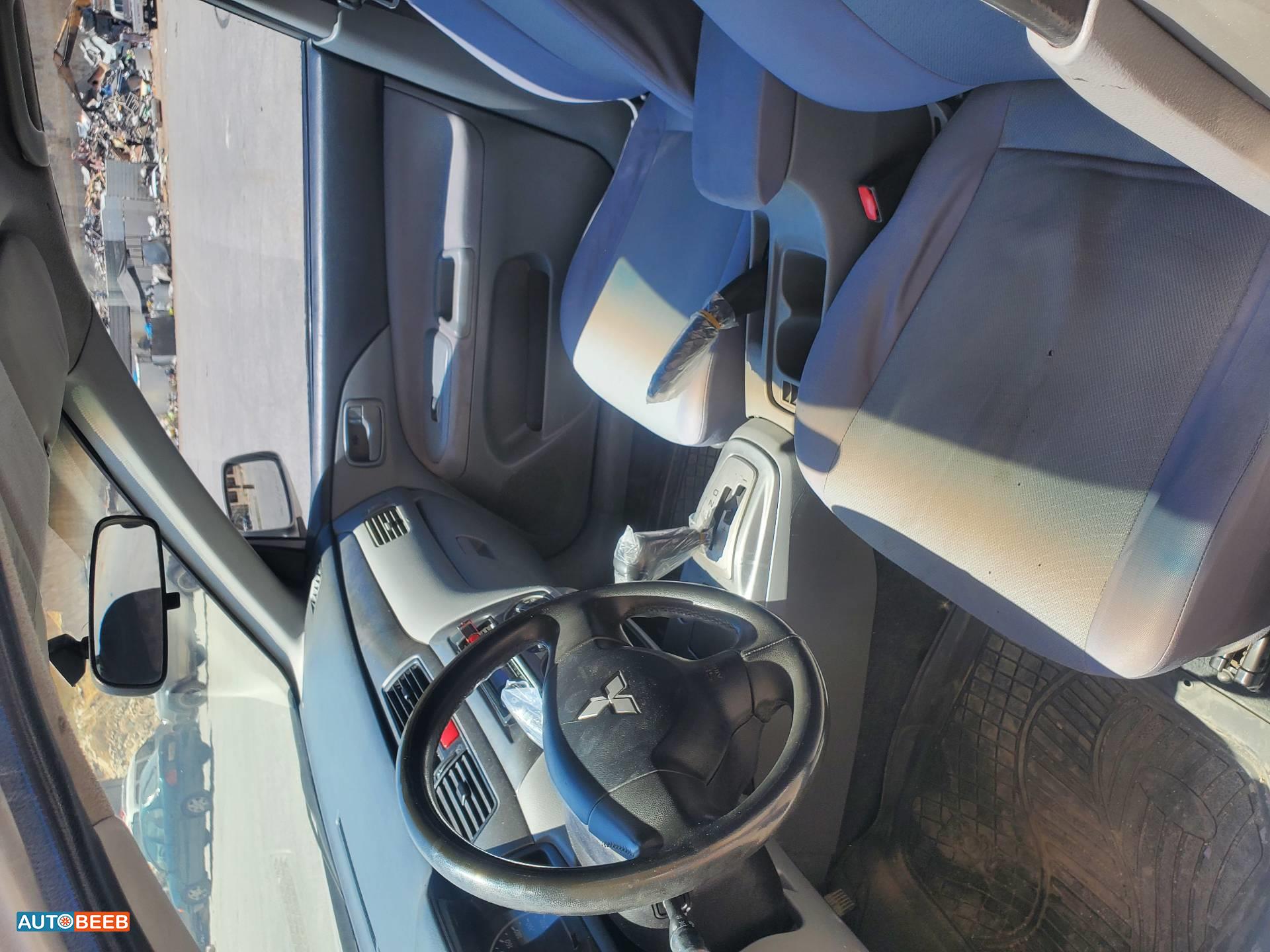 ميتسوبيشي لانسر 2011