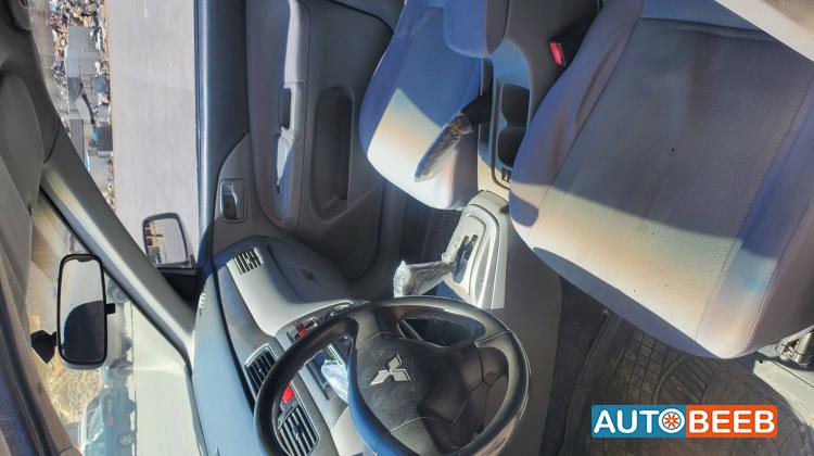 ميتسوبيشي لانسر 2011