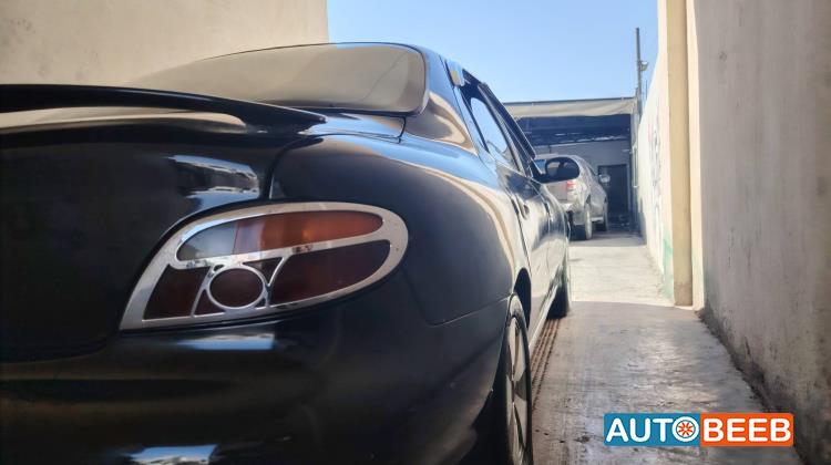 هيونداي افانتي 1997