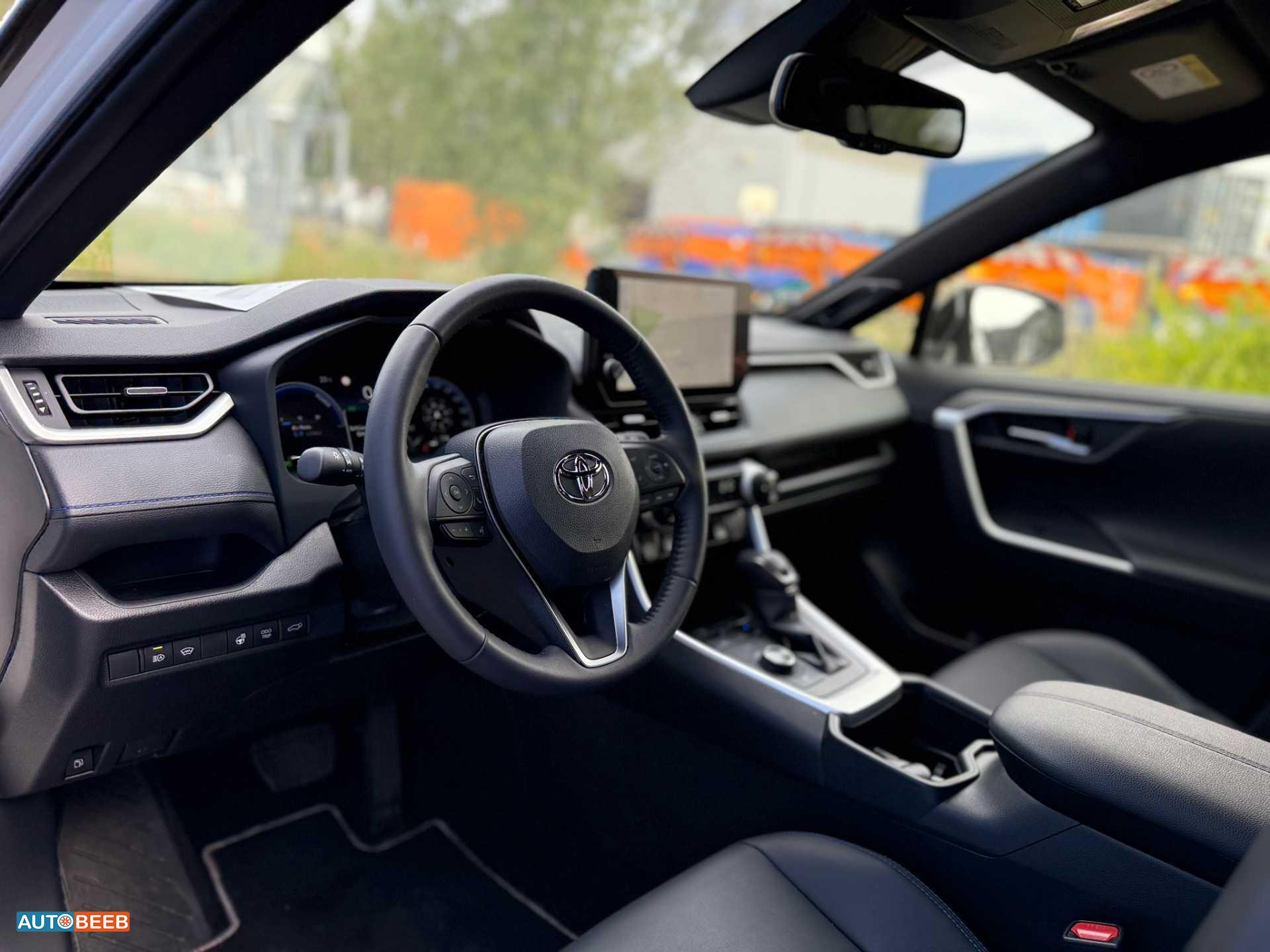 تويوتا راف فور 2023