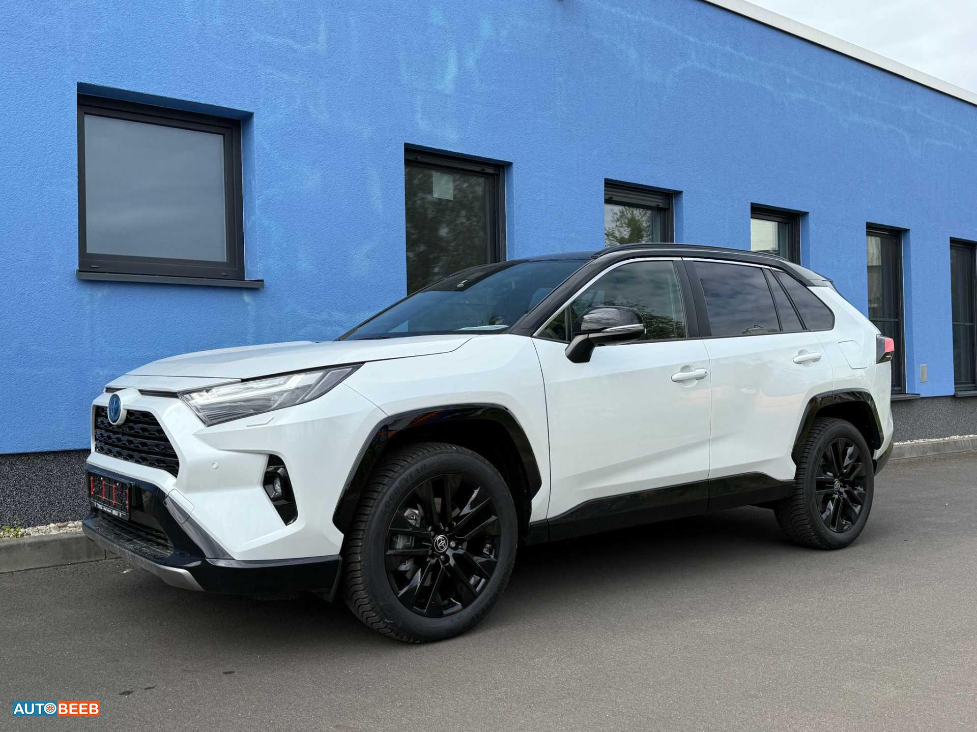 تويوتا راف فور 2023