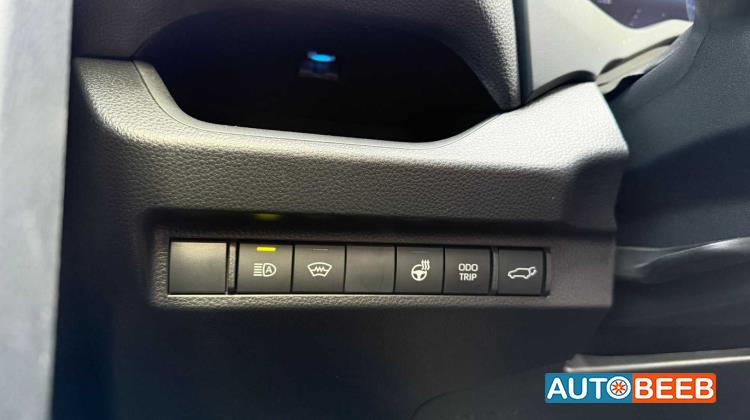 تويوتا راف فور 2023