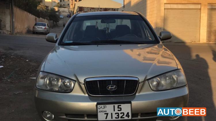 هيونداي افانتي 2002