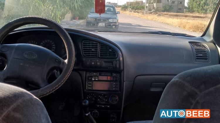 KIA Spectra 2002