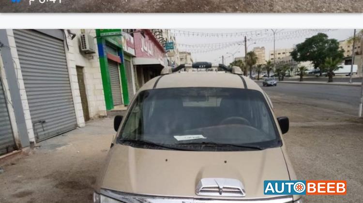 ميني باص هيونداي 2002