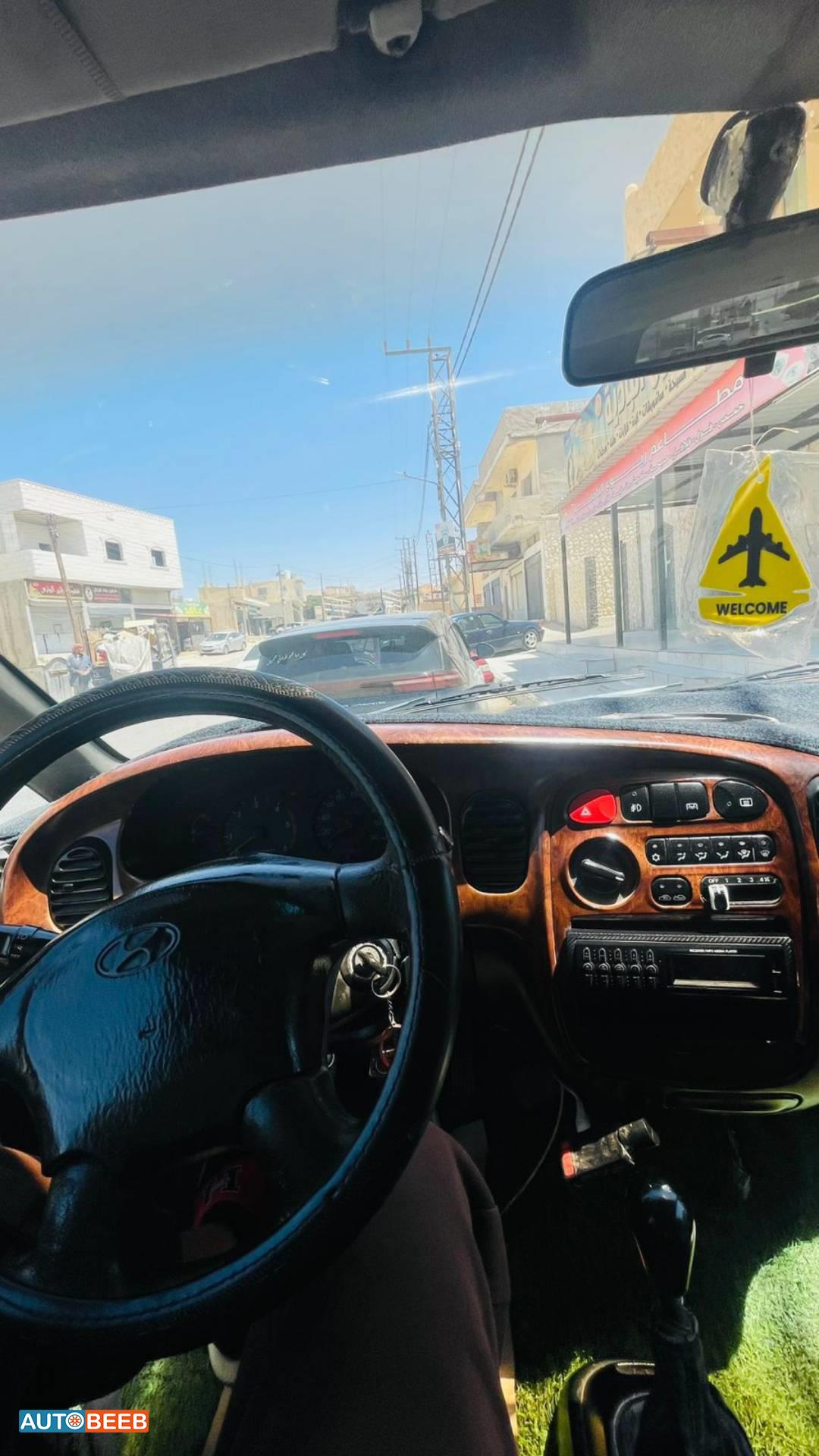 ميني باص هيونداي 1998