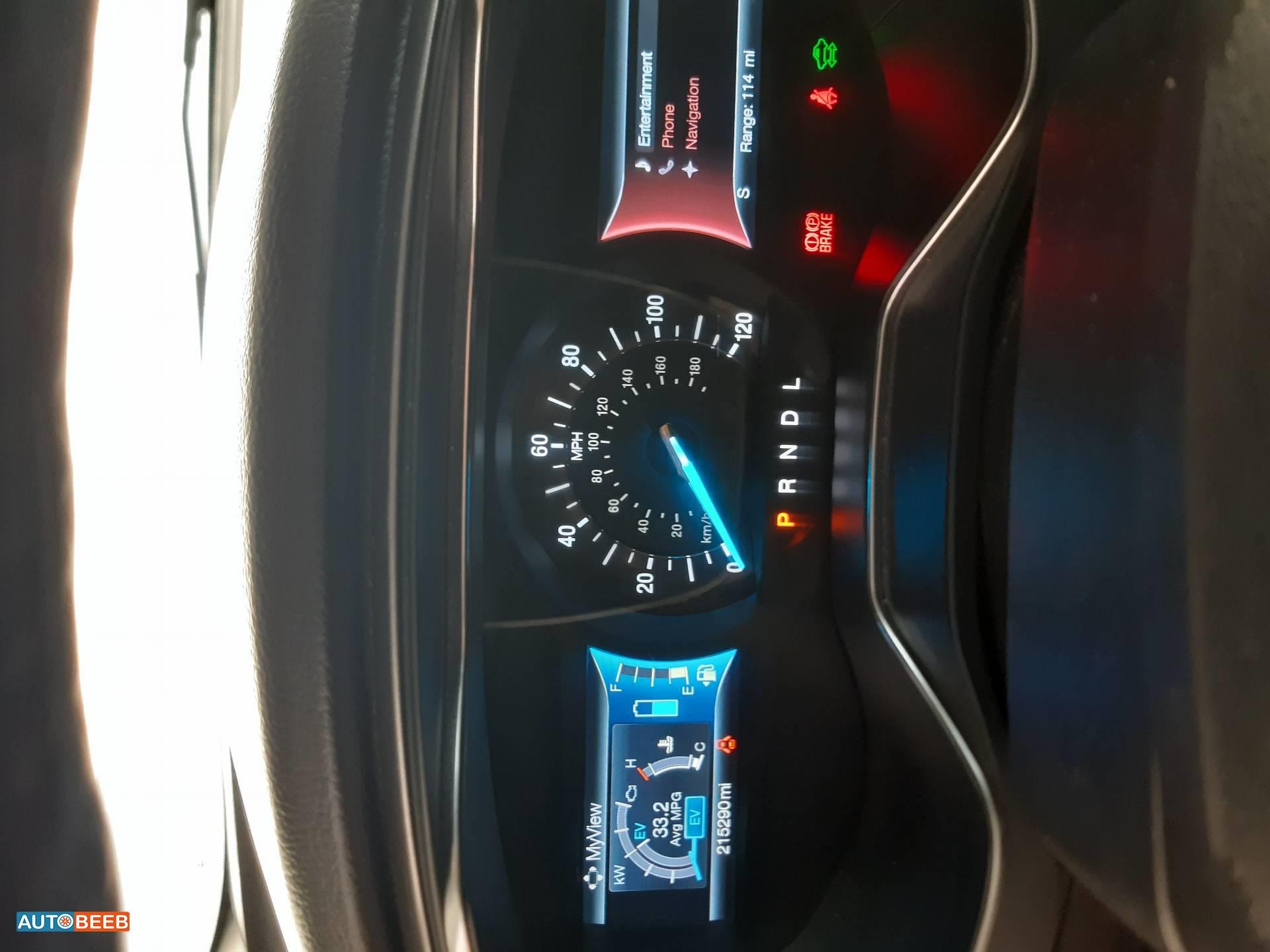 فورد فيوجن 2017