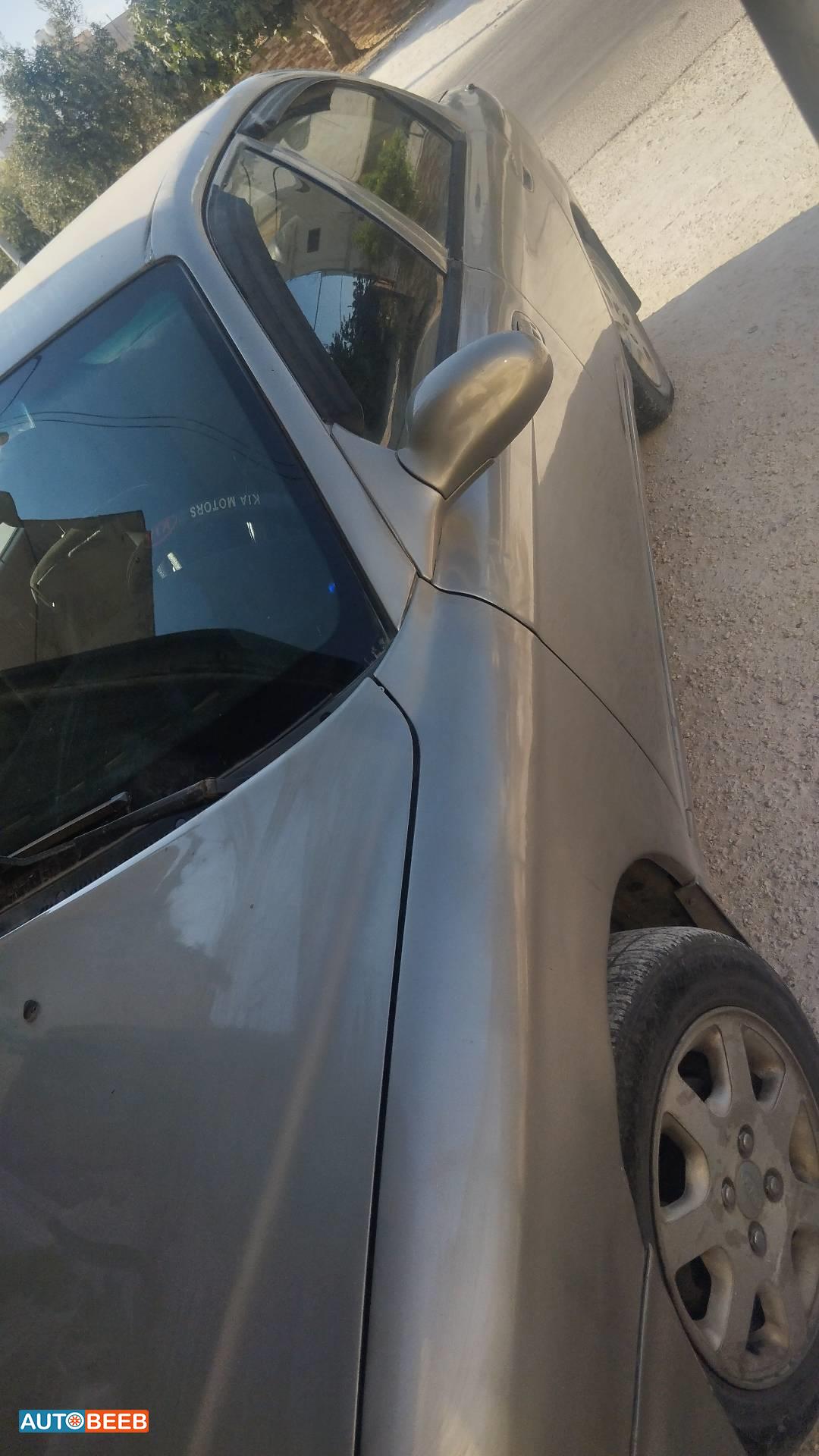 كيا سيفيا 1997